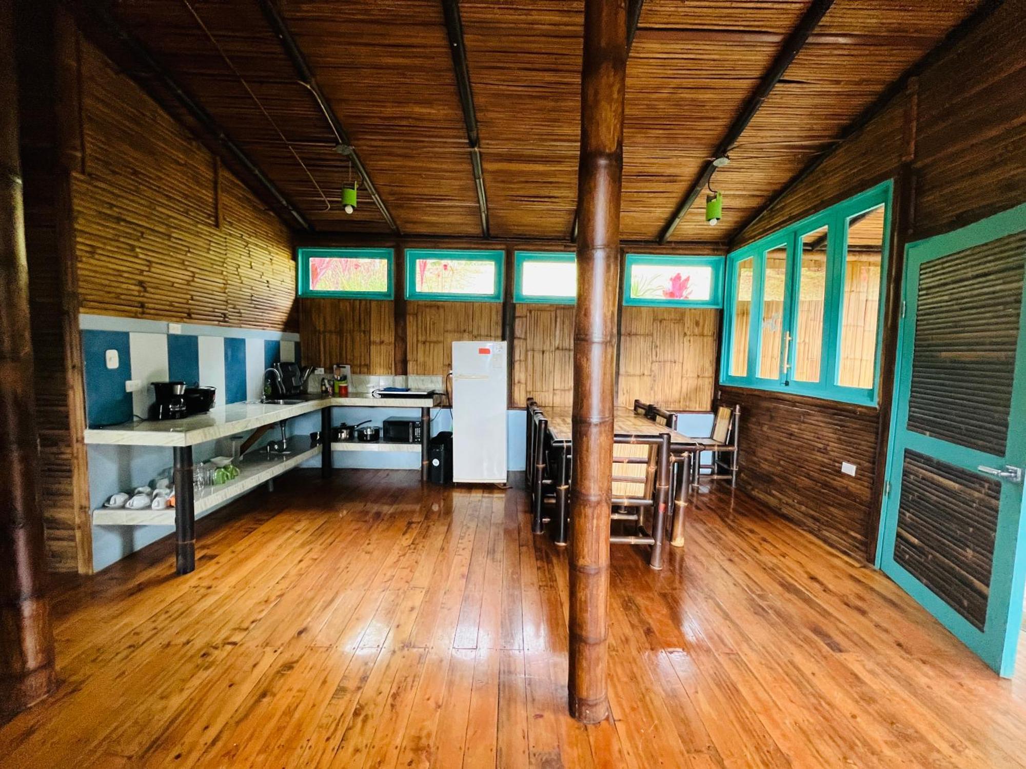 Vila Casa De Bambu Turrialba Exteriér fotografie